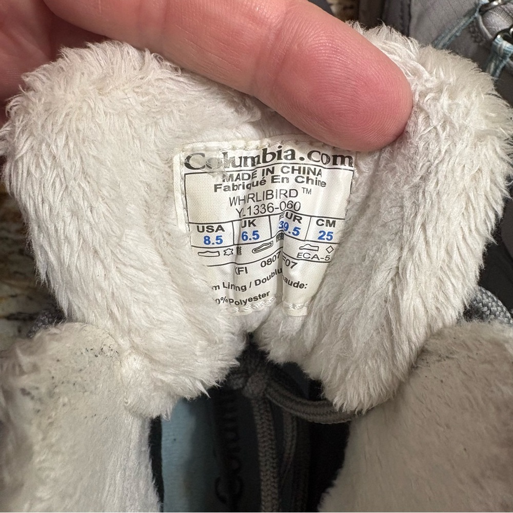 COLUMBIA Whirlibird Winter Hiking Boots with Faux Fur Lining Size 8.5 - Picture 10 of 10